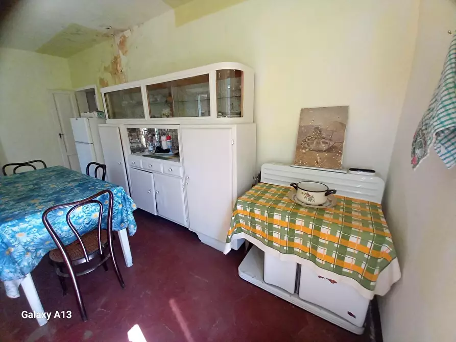 Immagine 22 di Appartamento in vendita  a Carrara