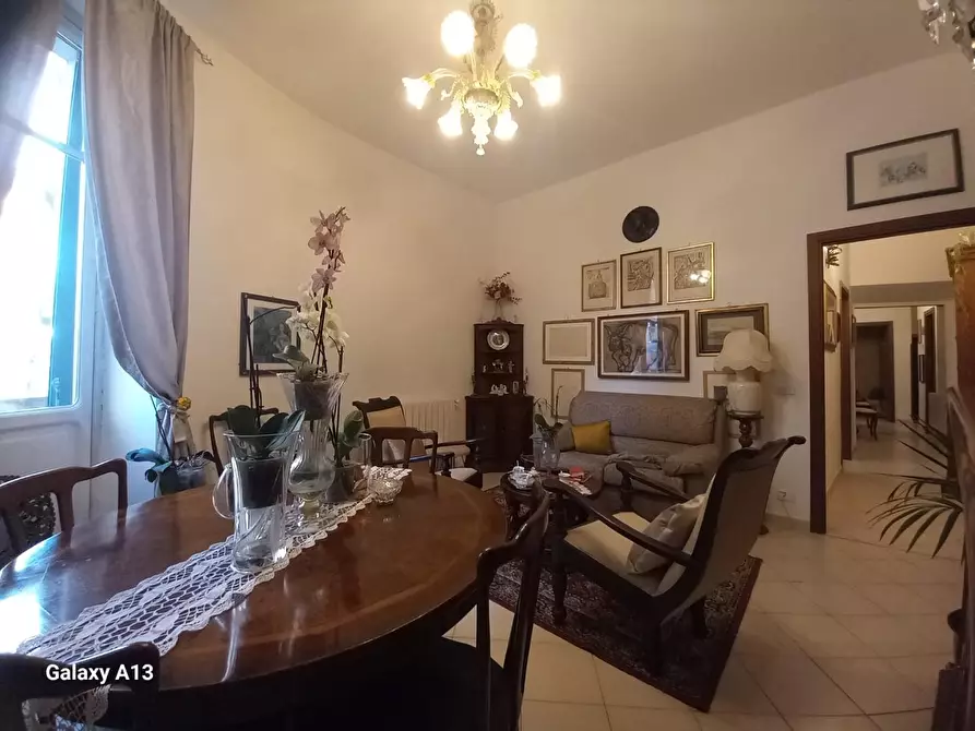 Immagine 77 di Appartamento in vendita  a Carrara