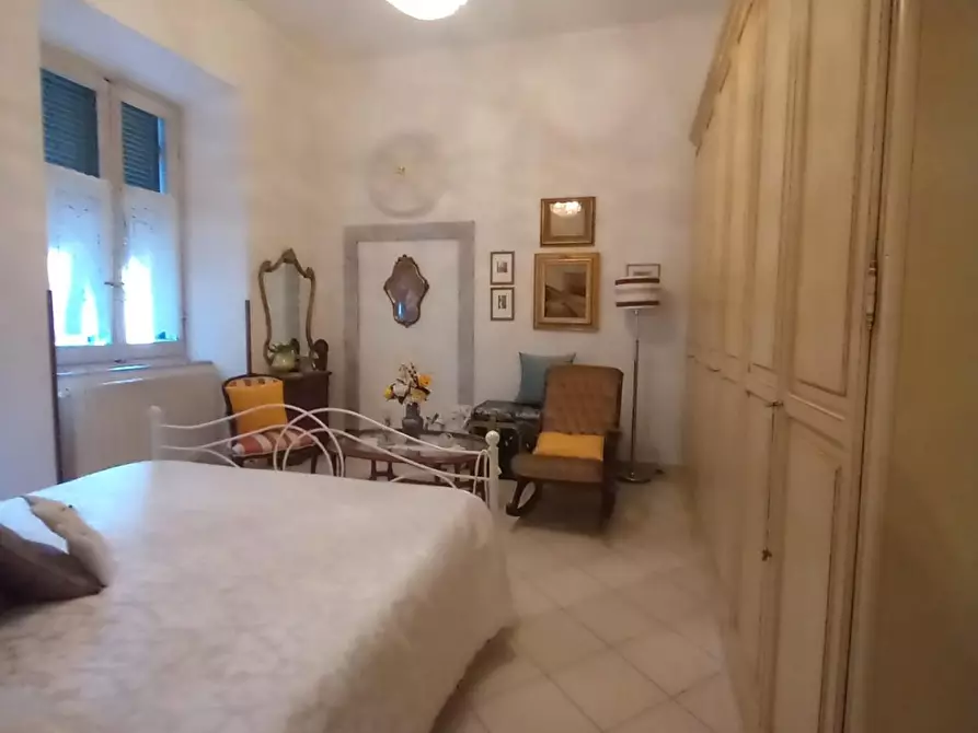 Immagine 67 di Appartamento in vendita  a Carrara