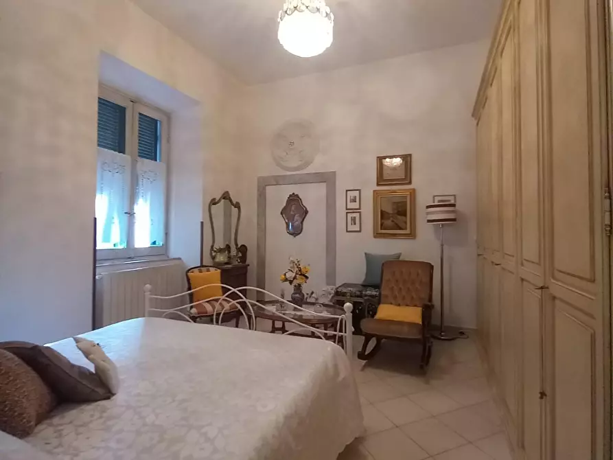 Immagine 71 di Appartamento in vendita  a Carrara