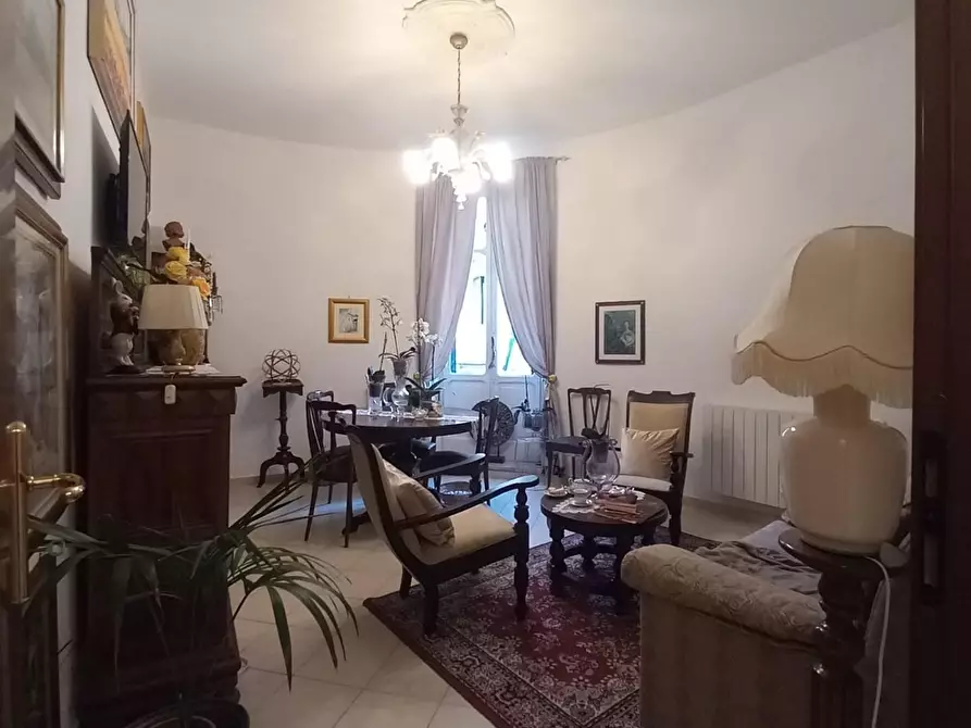 Immagine 85 di Appartamento in vendita  a Carrara
