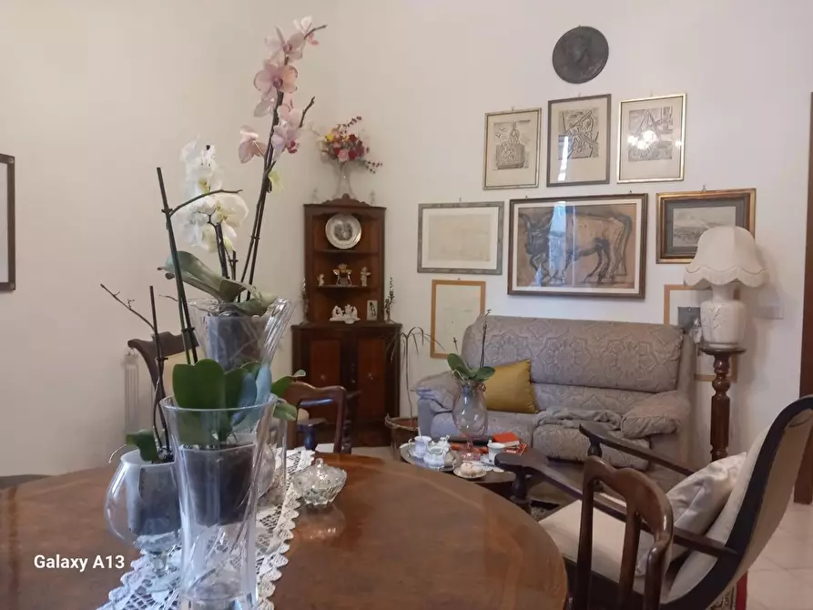 Immagine 114 di Appartamento in vendita  a Carrara
