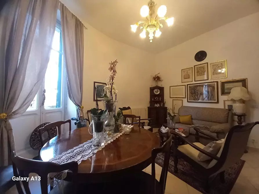 Immagine 80 di Appartamento in vendita  a Carrara