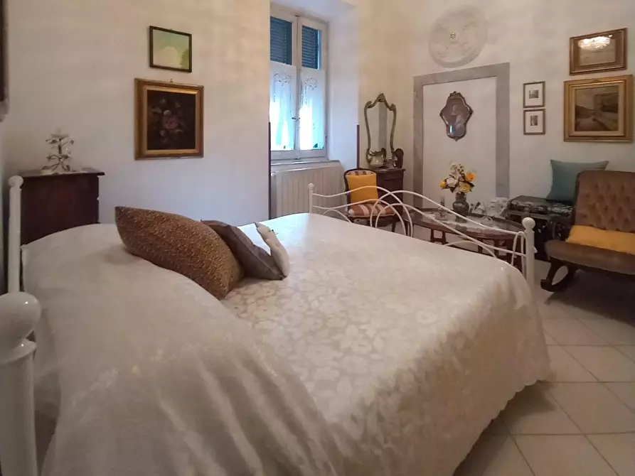 Immagine 65 di Appartamento in vendita  a Carrara