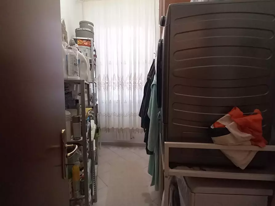 Immagine 72 di Appartamento in vendita  a Carrara