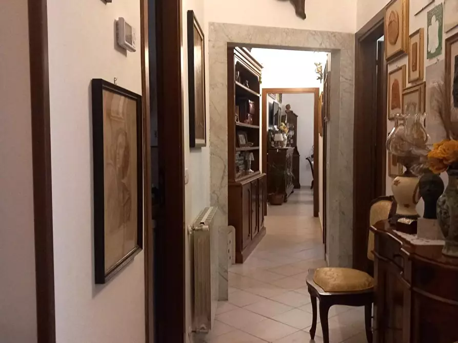 Immagine 49 di Appartamento in vendita  a Carrara