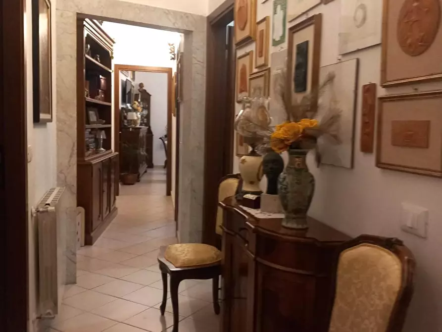 Immagine 48 di Appartamento in vendita  a Carrara