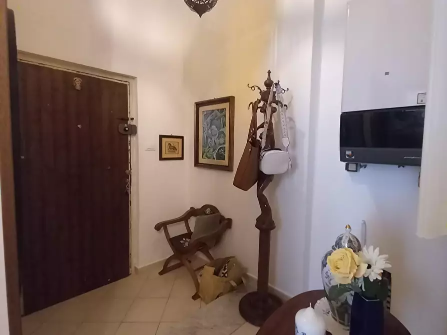 Immagine 4 di Appartamento in vendita  a Carrara