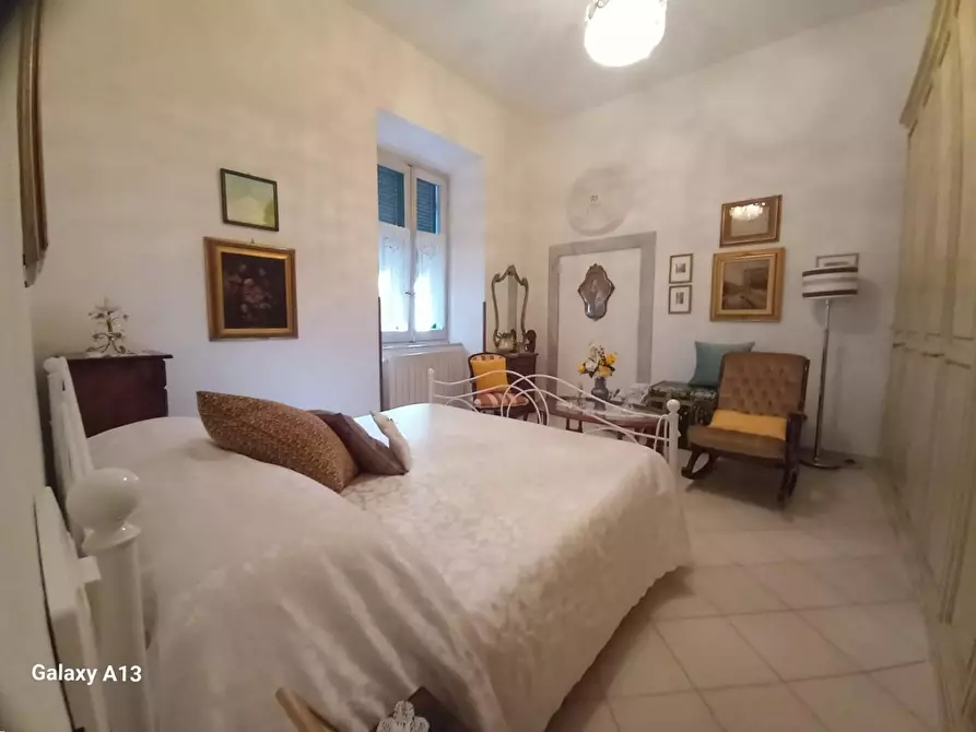 Immagine 61 di Appartamento in vendita  a Carrara
