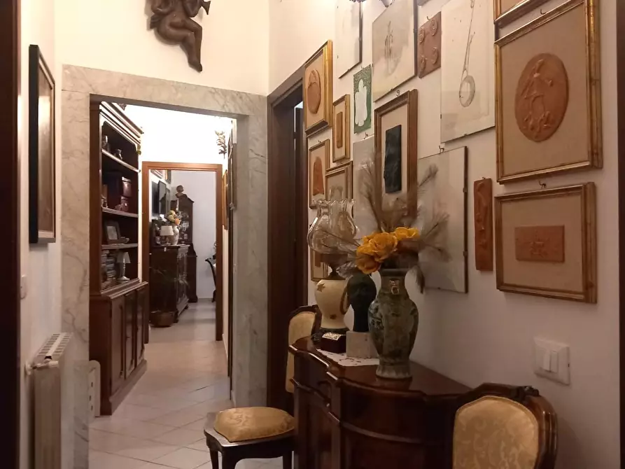 Immagine 46 di Appartamento in vendita  a Carrara