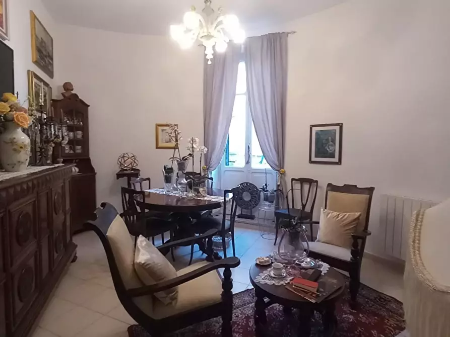 Immagine 92 di Appartamento in vendita  a Carrara