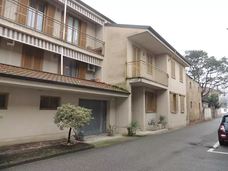 Immagine 1 di Appartamento in vendita  a Cozzo