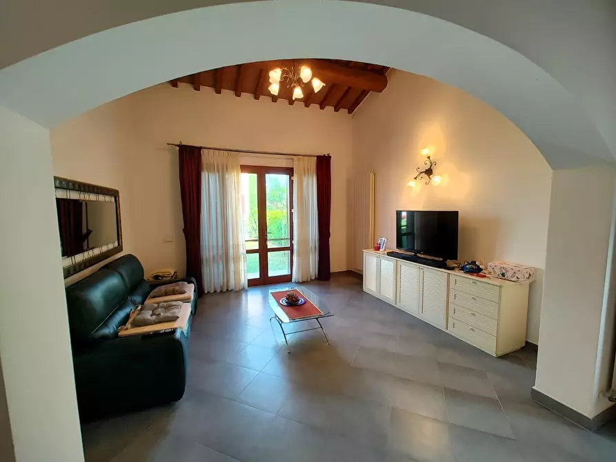 Immagine 1 di Villetta a schiera in vendita  a Castelfranco Di Sotto