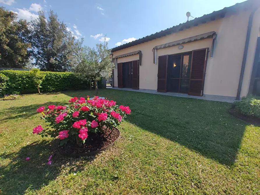 Immagine 24 di Villetta a schiera in vendita  a Castelfranco Di Sotto