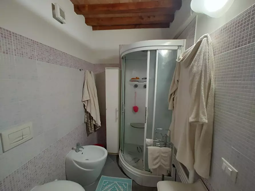 Immagine 11 di Villetta a schiera in vendita  a Castelfranco Di Sotto