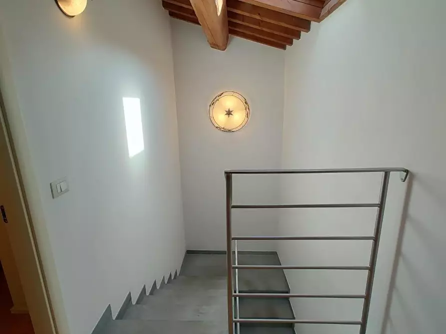 Immagine 14 di Villetta a schiera in vendita  a Castelfranco Di Sotto
