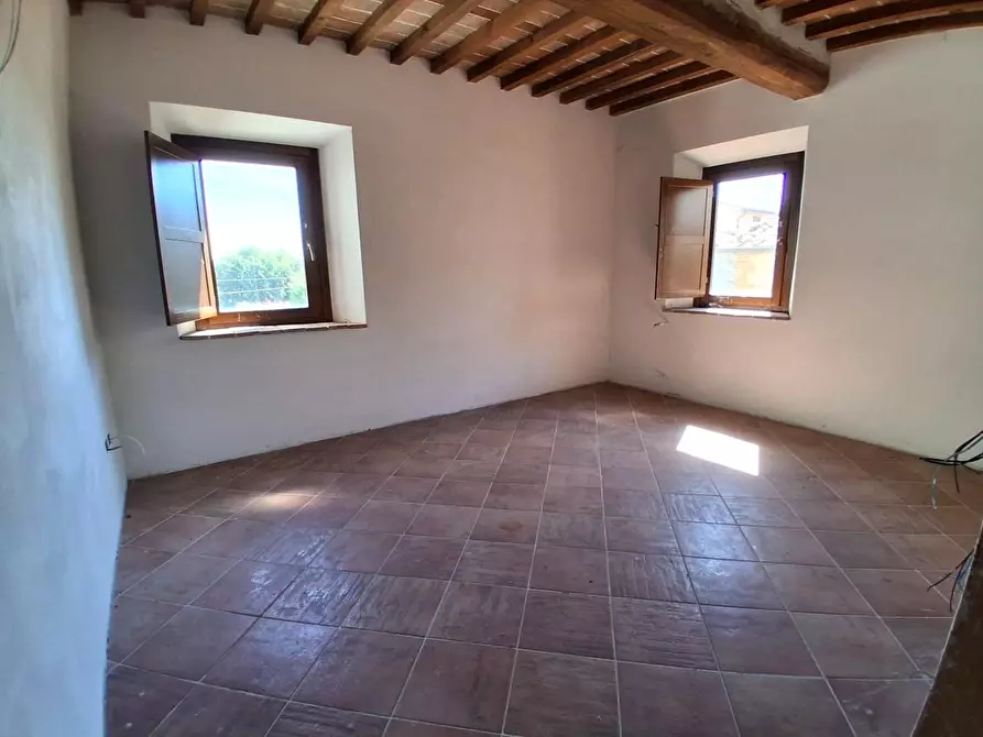 Immagine 10 di Appartamento in vendita  a Capannori
