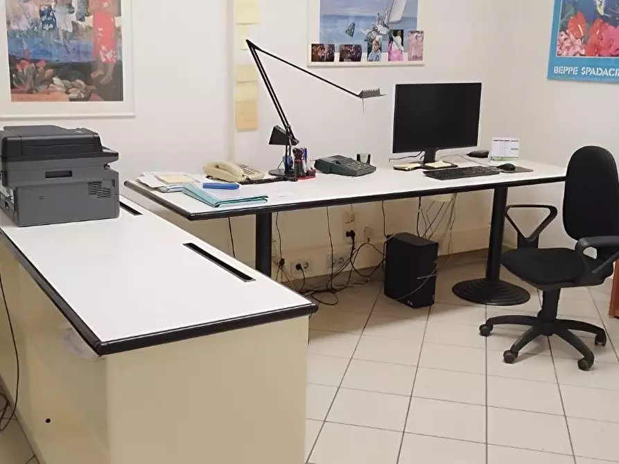 Immagine 5 di Casa trifamiliare in vendita  a Grosseto