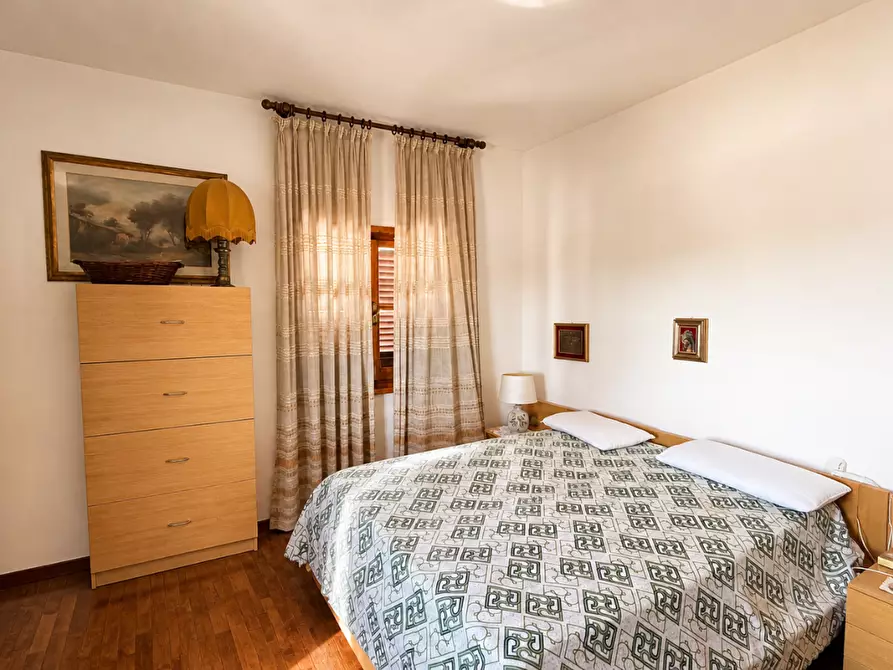 Immagine 17 di Villa in vendita  a Empoli
