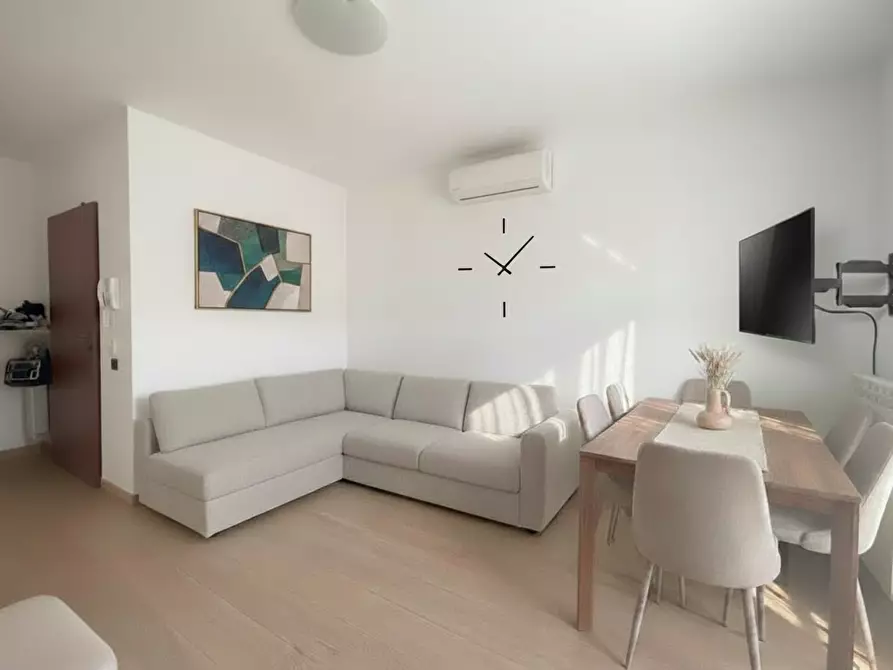 Immagine 9 di Appartamento in vendita  a Caronno Pertusella