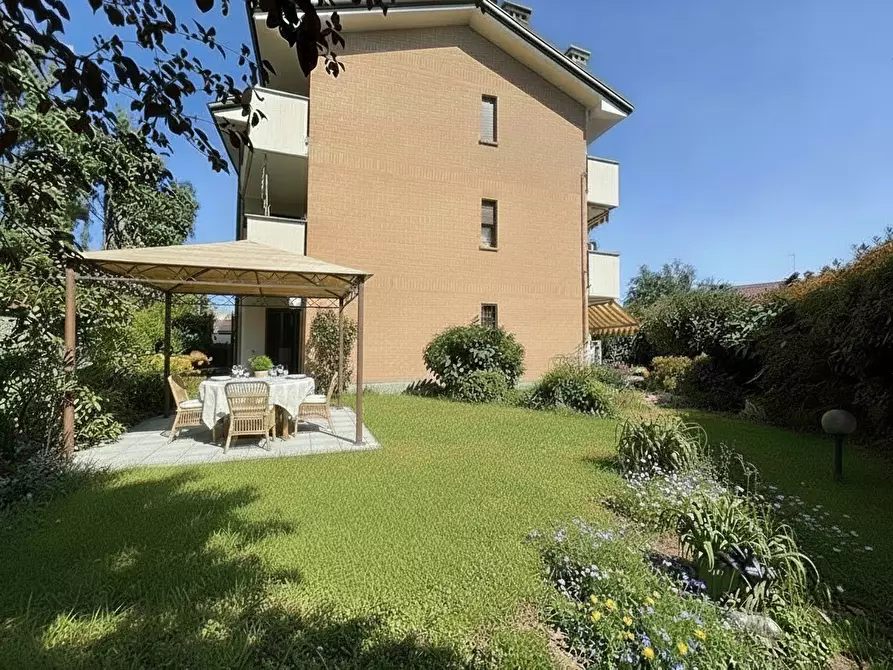 Immagine 4 di Appartamento in vendita  a Caronno Pertusella