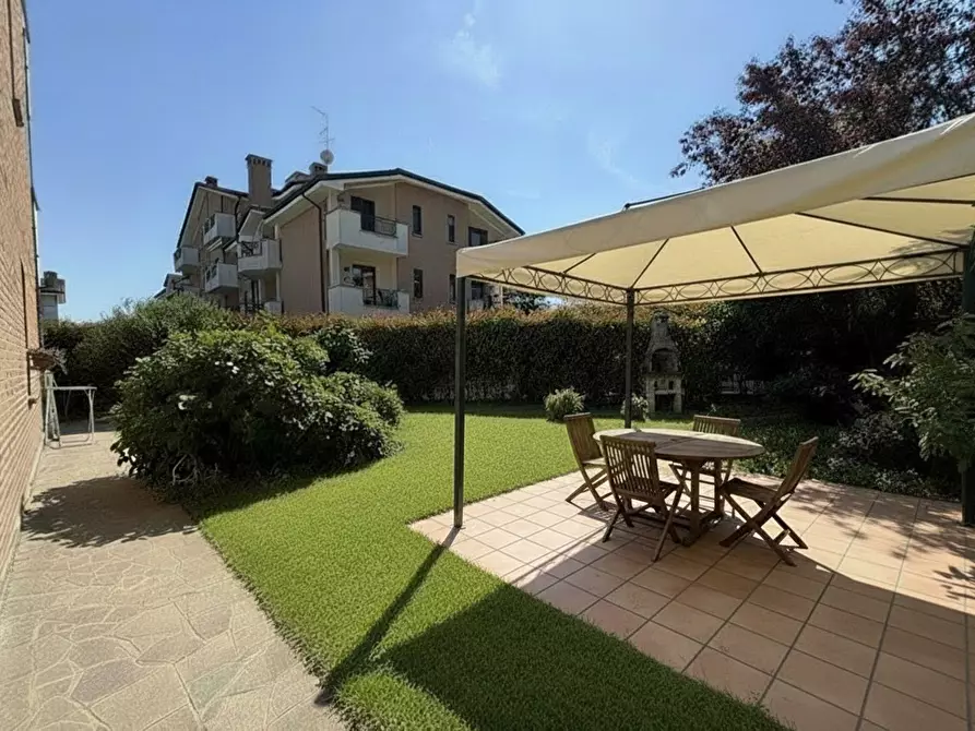 Immagine 3 di Appartamento in vendita  a Caronno Pertusella