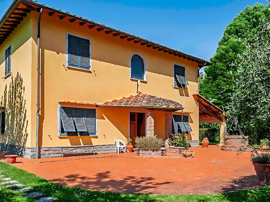 Immagine 23 di Villa in vendita  a San Miniato