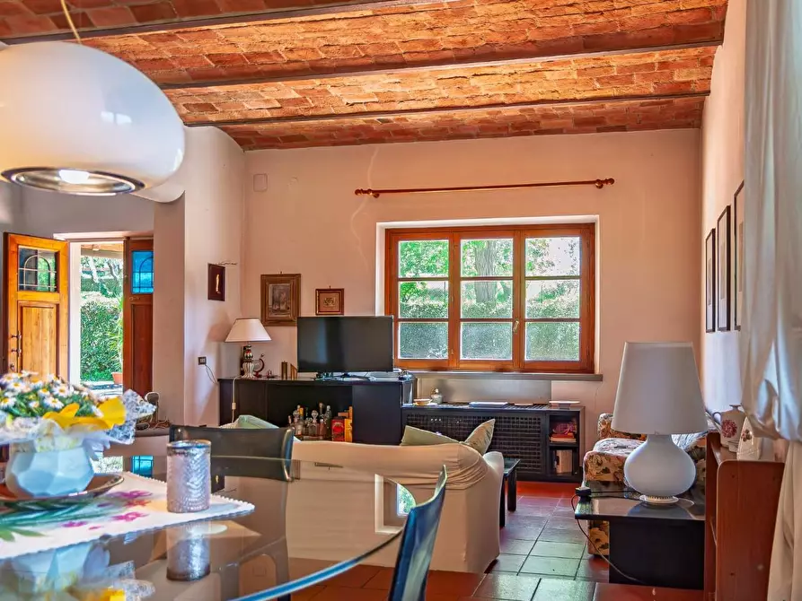 Immagine 13 di Villa in vendita  a San Miniato