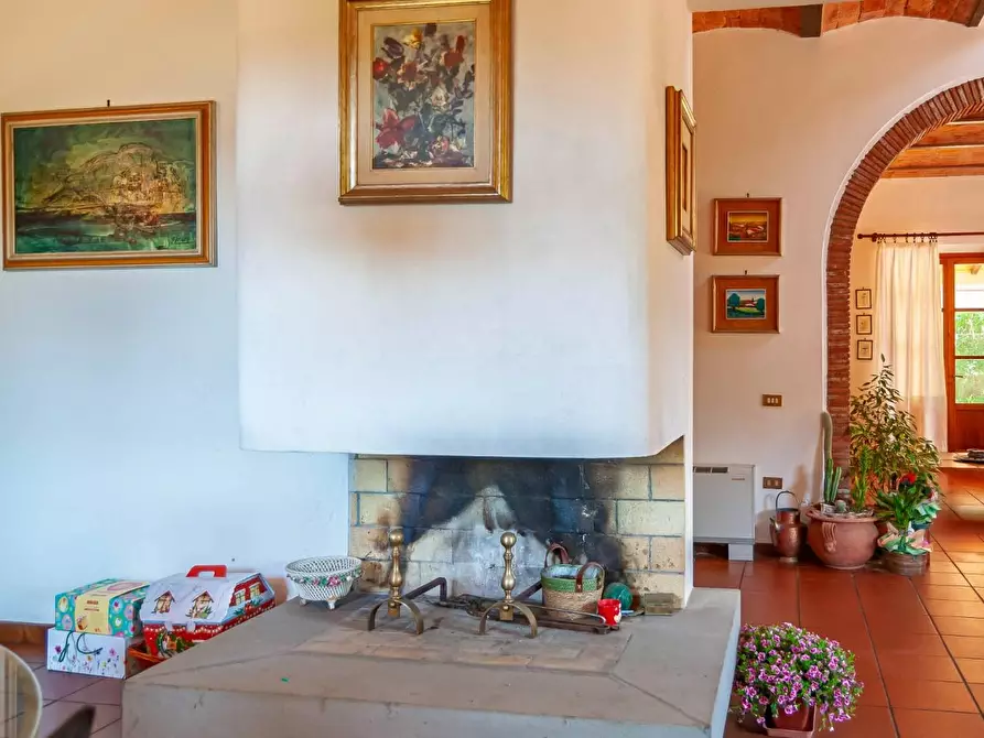Immagine 14 di Villa in vendita  a San Miniato