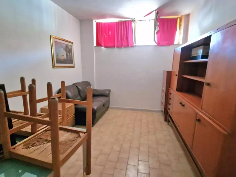 Immagine 5 di Appartamento in vendita  a Carrara