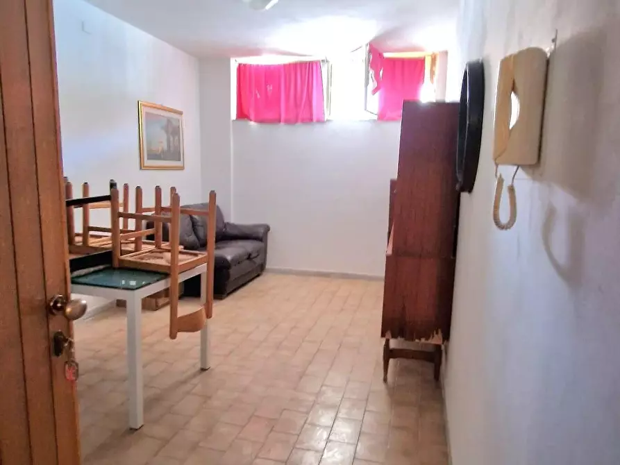 Immagine 3 di Appartamento in vendita  a Carrara