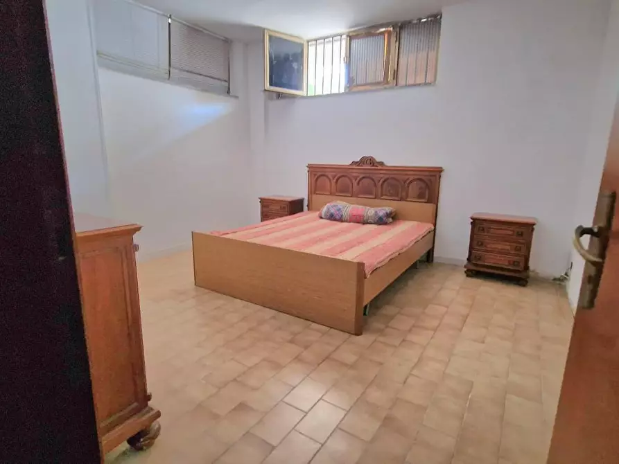 Immagine 11 di Appartamento in vendita  a Carrara