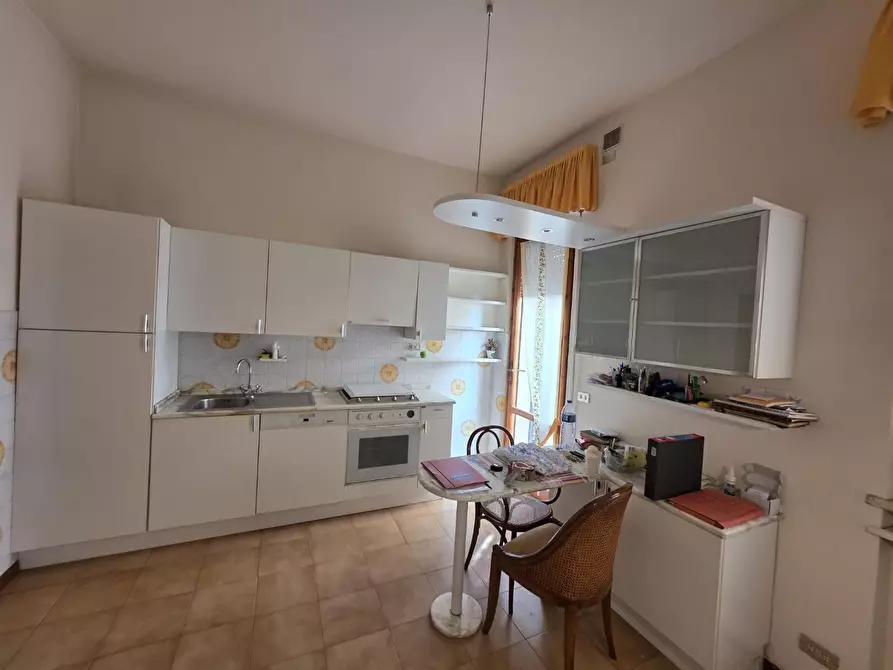 Immagine 6 di Casa semindipendente in vendita  a Viareggio