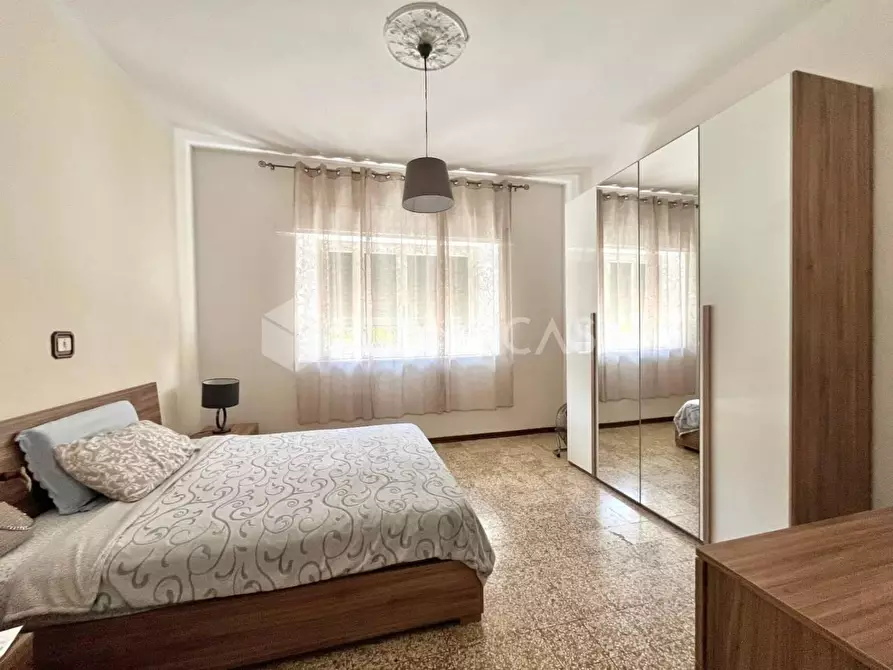 Immagine 10 di Appartamento in vendita  a Pontedera