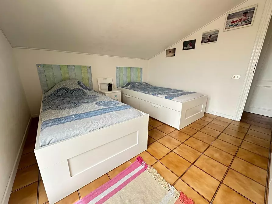 Immagine 15 di Mansarda in vendita  a Viareggio