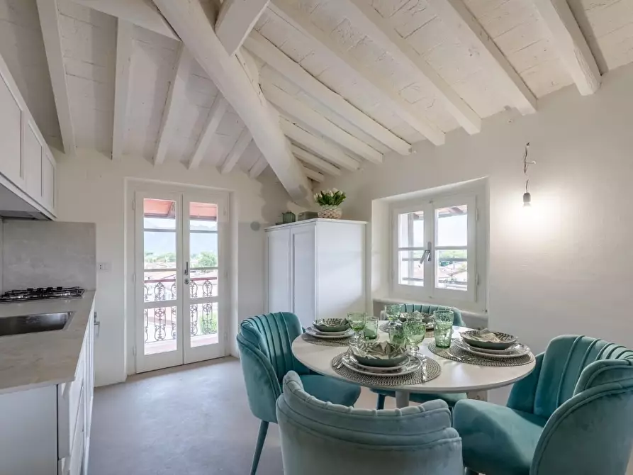 Immagine 4 di Appartamento in vendita  a Forte Dei Marmi