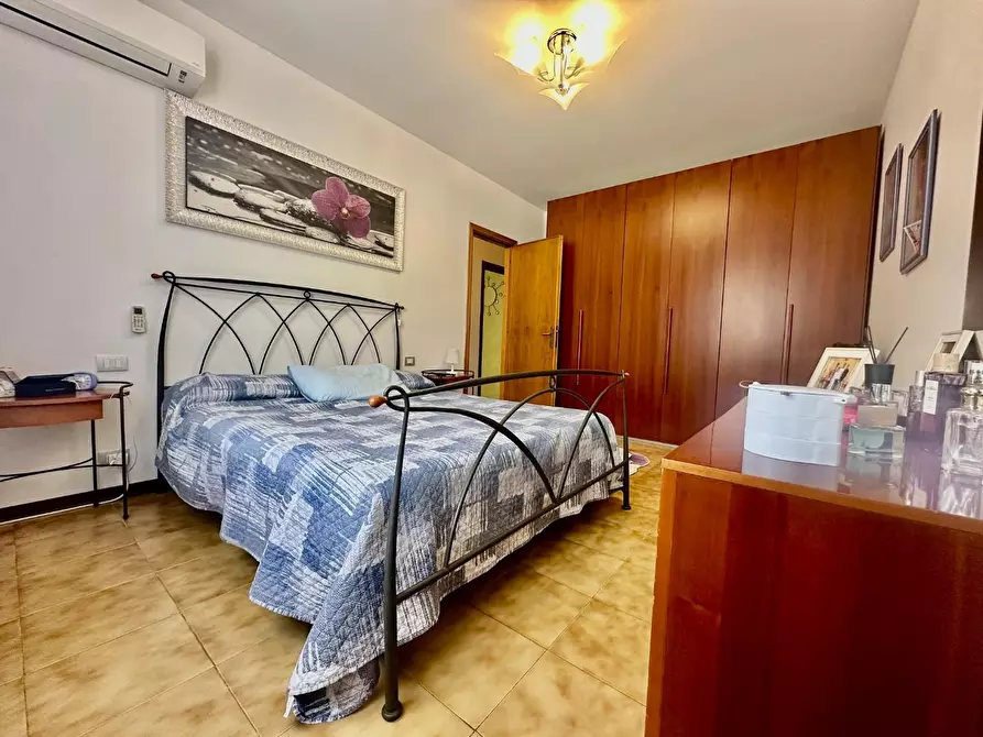Immagine 20 di Casa semindipendente in vendita  a Carrara