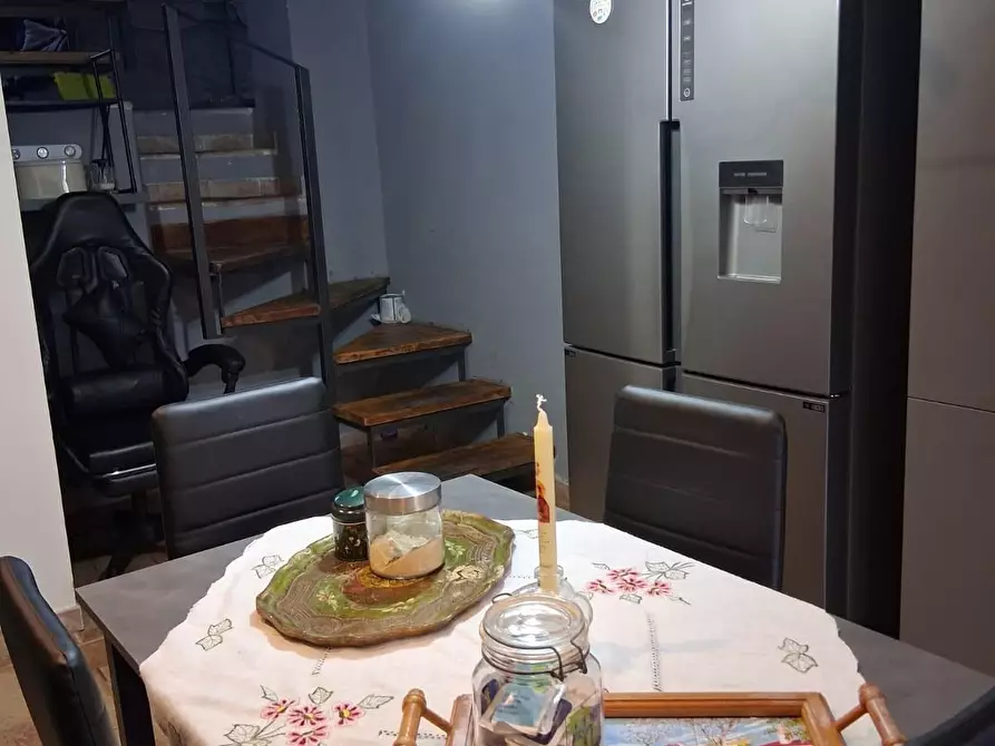 Immagine 3 di Appartamento in vendita  a Carrara