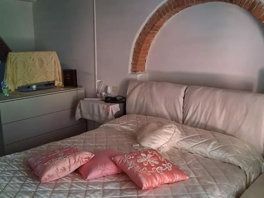 Immagine 13 di Appartamento in vendita  a Carrara
