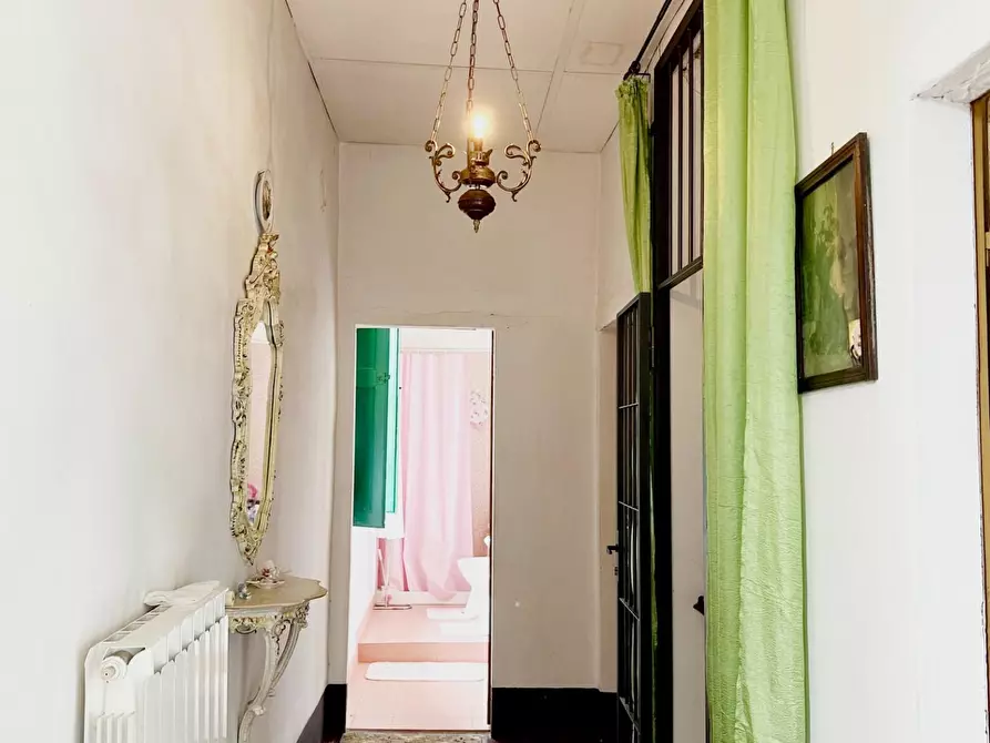 Immagine 20 di Casa colonica in vendita  a Uzzano