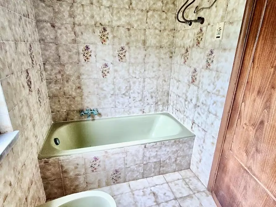 Immagine 24 di Villa in vendita  a Calci
