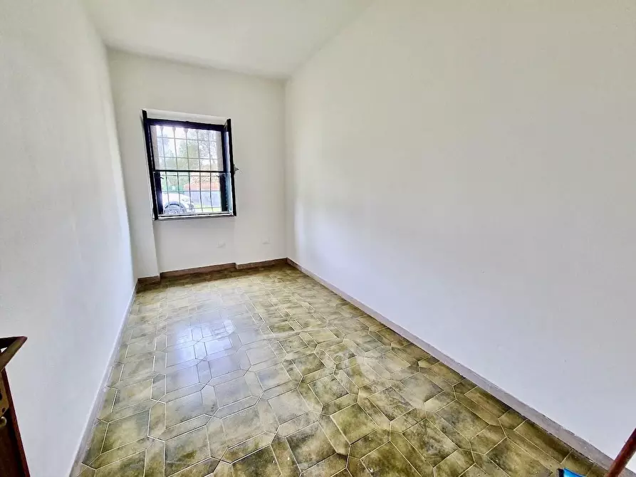 Immagine 30 di Villa in vendita  a Calci