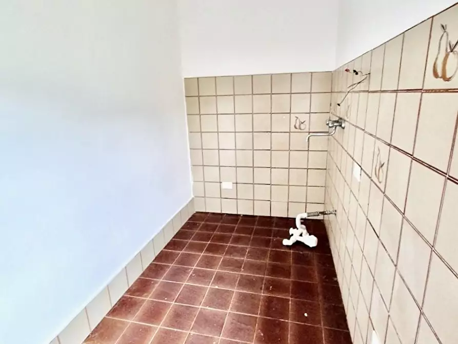 Immagine 21 di Villa in vendita  a Calci