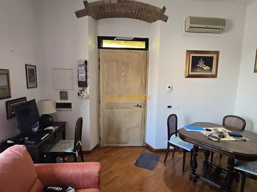 Immagine 4 di Appartamento in vendita  a Livorno