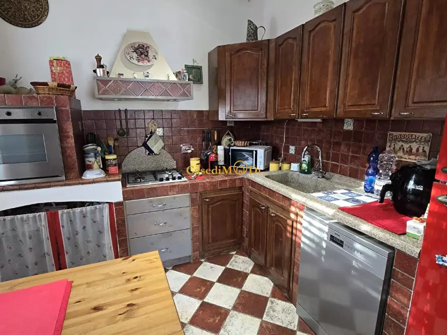 Immagine 13 di Appartamento in vendita  a Livorno
