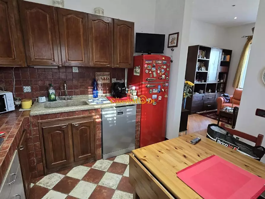 Immagine 14 di Appartamento in vendita  a Livorno