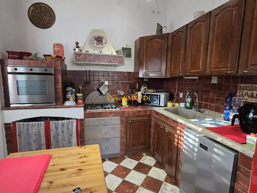 Immagine 10 di Appartamento in vendita  a Livorno