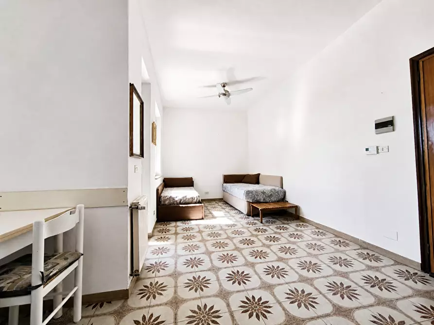 Immagine 6 di Appartamento in vendita  a Carrara