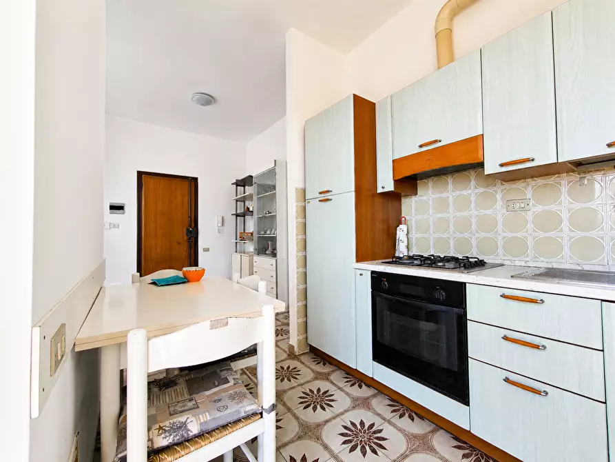 Immagine 7 di Appartamento in vendita  a Carrara
