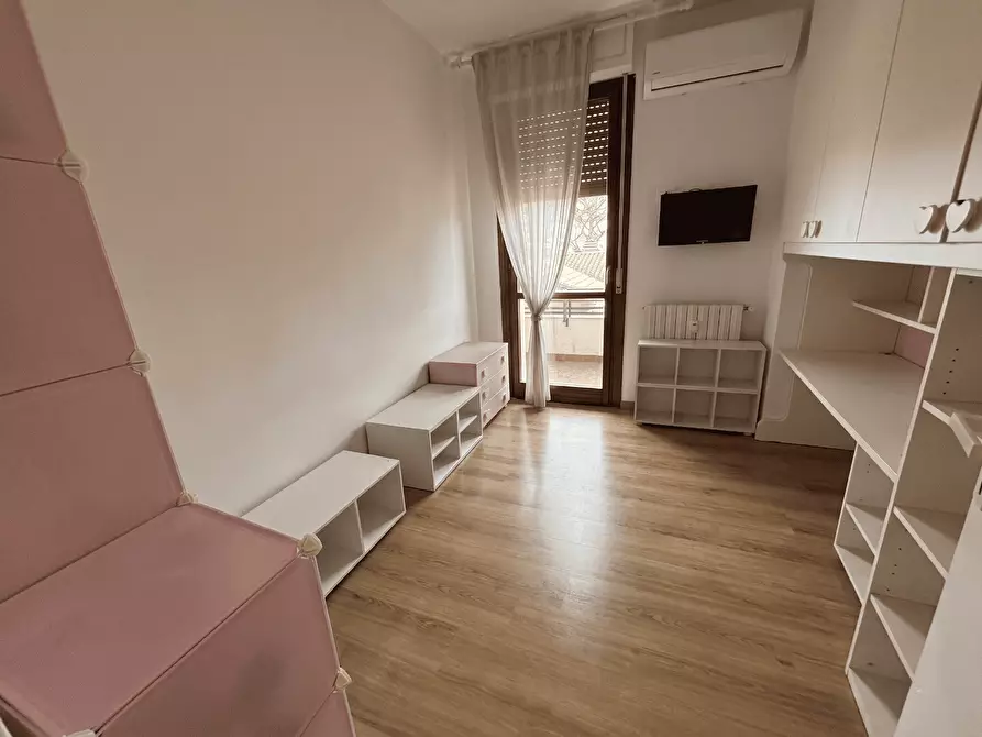 Immagine 19 di Appartamento in vendita  a Massa